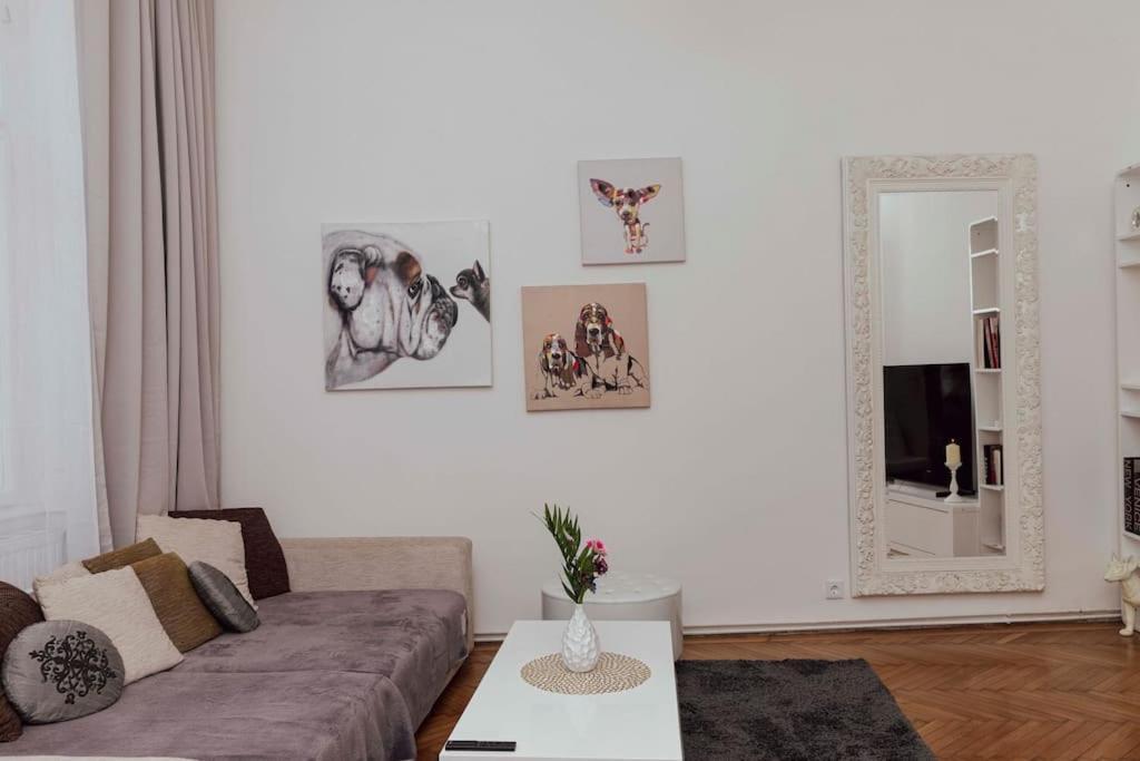 Modern Stylish Comfortable 2 Bedroom Apartment Wenen Buitenkant foto
