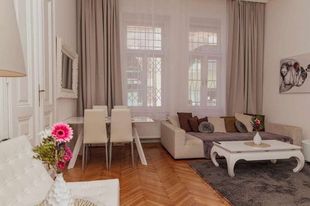 Modern Stylish Comfortable 2 Bedroom Apartment Wenen Buitenkant foto