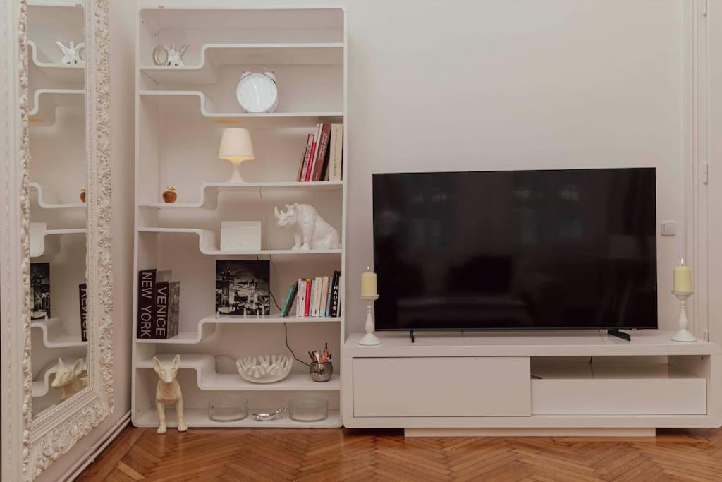 Modern Stylish Comfortable 2 Bedroom Apartment Wenen Buitenkant foto